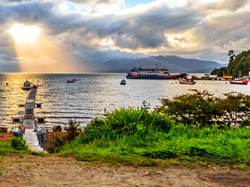Atardecer en el Puerto Cisnes